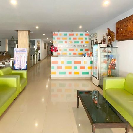 Urbanview Hotel Mulia Indah Palopo Eksteriør billede