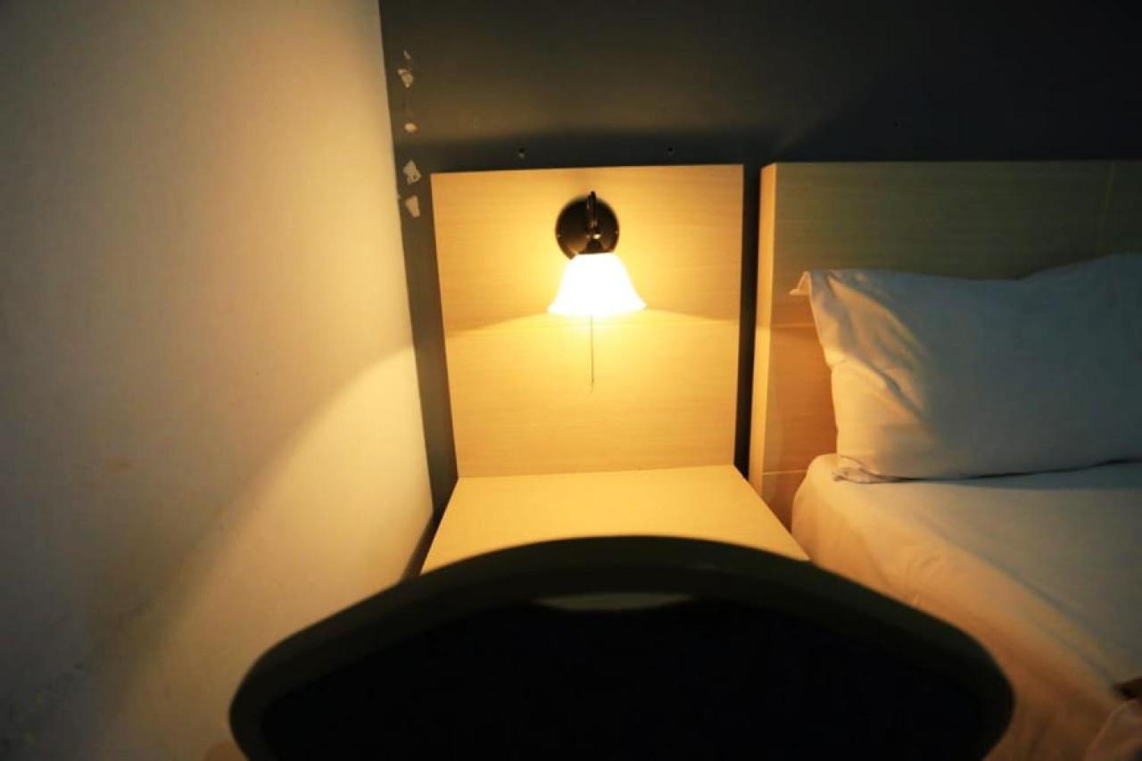 Urbanview Hotel Mulia Indah Palopo Eksteriør billede