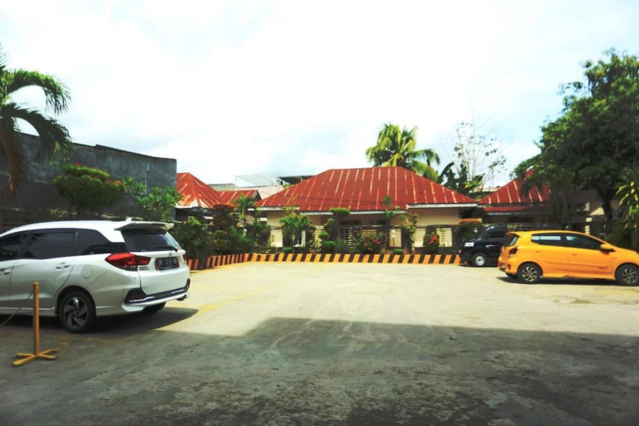 Urbanview Hotel Mulia Indah Palopo Eksteriør billede