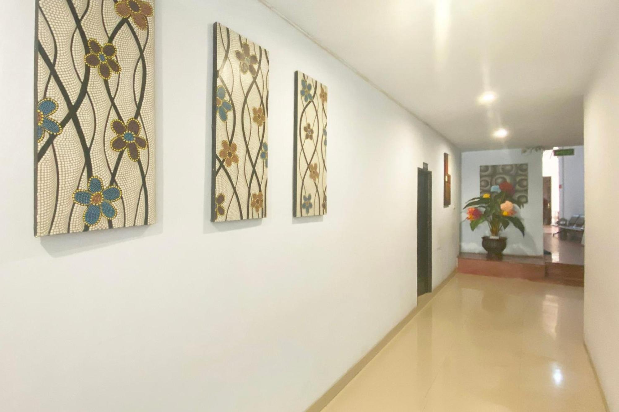 Urbanview Hotel Mulia Indah Palopo Eksteriør billede
