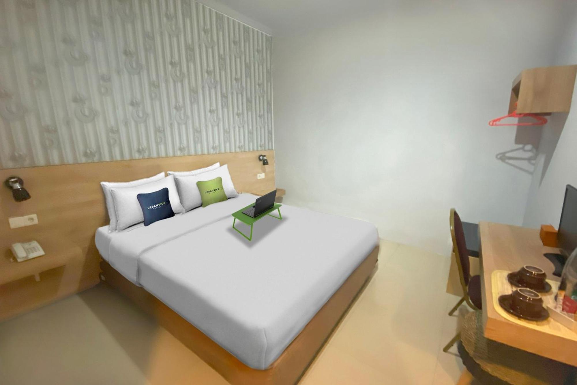 Urbanview Hotel Mulia Indah Palopo Eksteriør billede